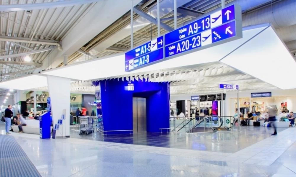 ΥΠΑ: Καταργείται από αύριο το PLF για όλους τους επιβάτες από το εξωτερικό